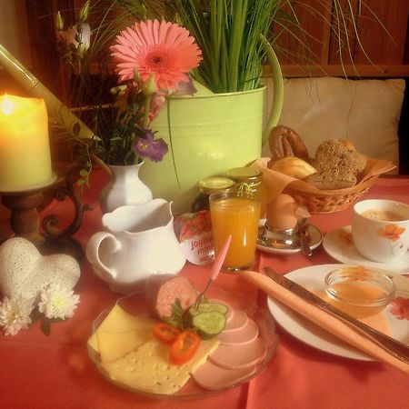 Antjes Schmankerlhotel Und Restaurant Trostau ภายนอก รูปภาพ