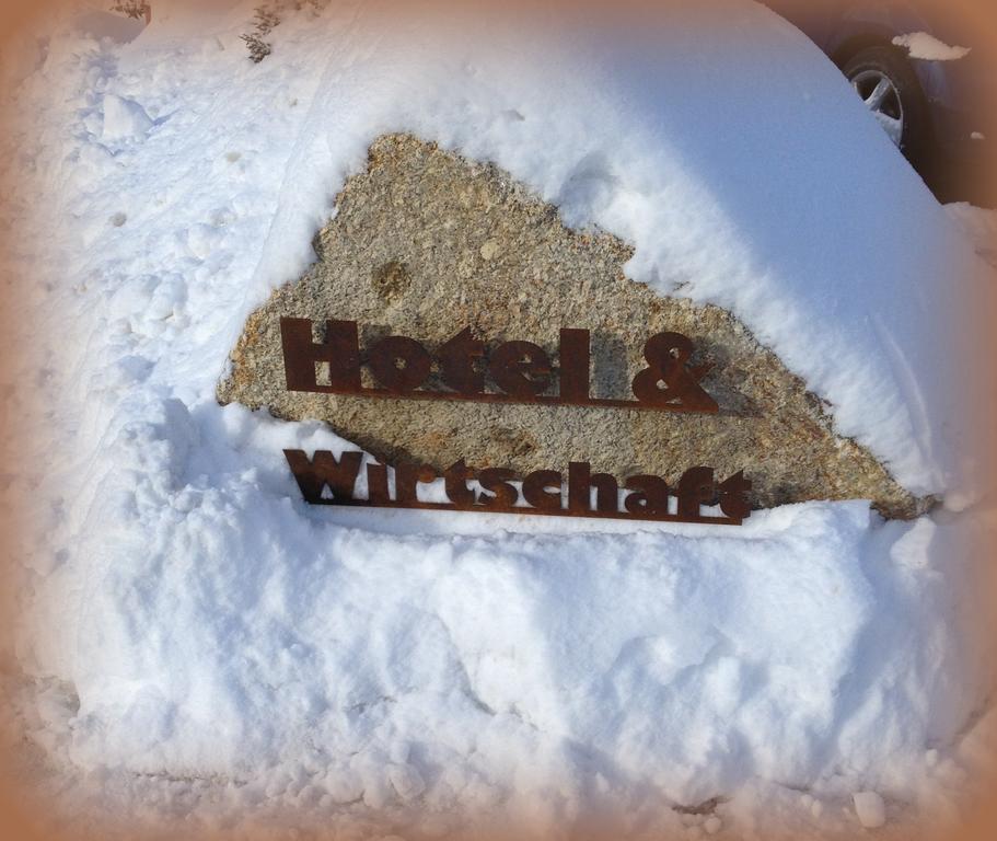 Antjes Schmankerlhotel Und Restaurant Trostau ภายนอก รูปภาพ