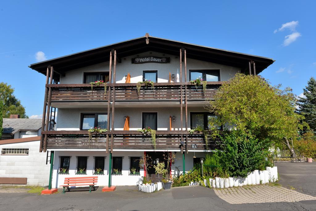 Antjes Schmankerlhotel Und Restaurant Trostau ภายนอก รูปภาพ